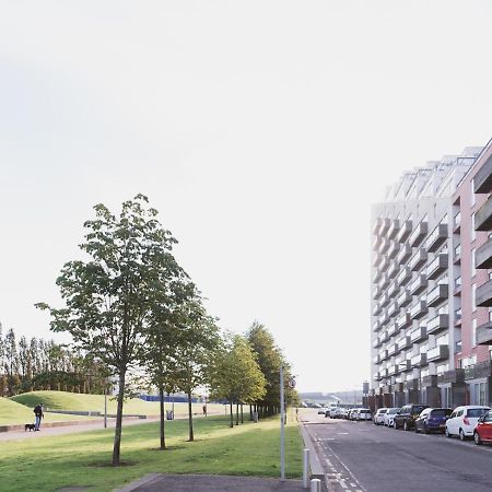 Pass The Keys Lovely 2-Bed Flat Glasgow Harbour Free Parking 외부 사진