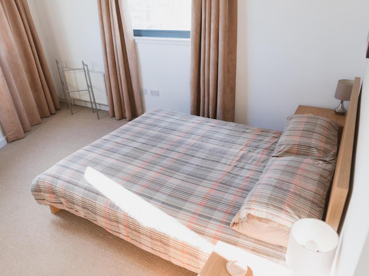 Pass The Keys Lovely 2-Bed Flat Glasgow Harbour Free Parking 외부 사진